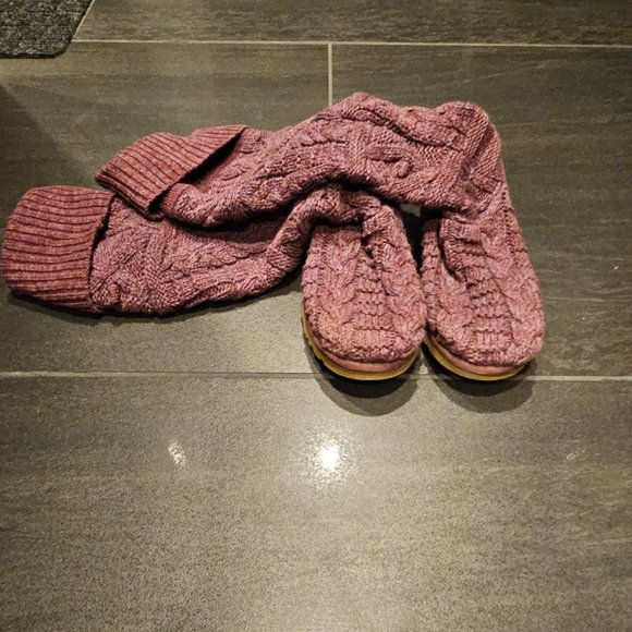 UGG Over the Knee Knit Boots - Mulberry Color - Women's Size 39 EU - Picture 5 of 7
